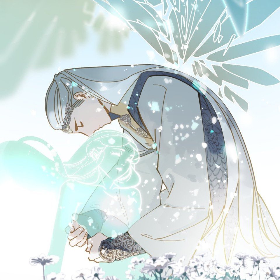 Portrait de Bing Jian du webtoon The Queen of Spirits, incliné vers l'avant dans une posture protectrice et mystique. Il porte des vêtements traditionnels blancs et argentés richement brodés, entouré d'une aura lumineuse et de fleurs blanches.