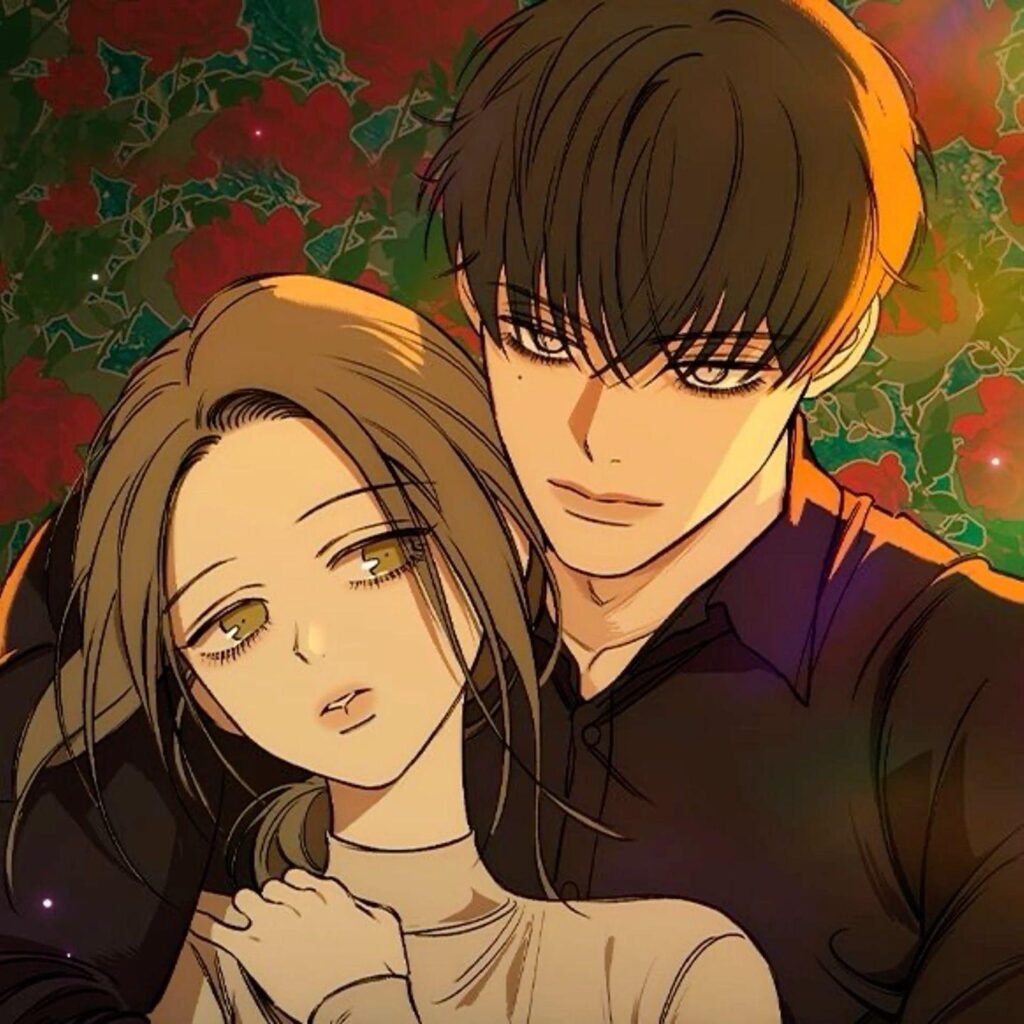 Illustration du webtoon 'Tears on a Withered Flower' montrant Taeha Beom enlaçant Naesu par derrière. Taeha a un regard intense et protecteur dirigé vers l'observateur, tandis que Naeri semble pensive avec un regard mélancolique vers le bas. Le fond est composé d'un buisson de roses rouges sous une lumière dorée et chaleureuse.